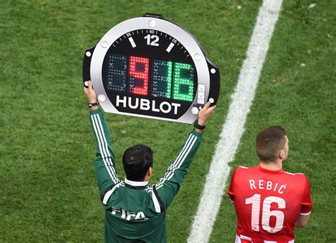 hublot synonyme en francais|Hublot meaning in football.